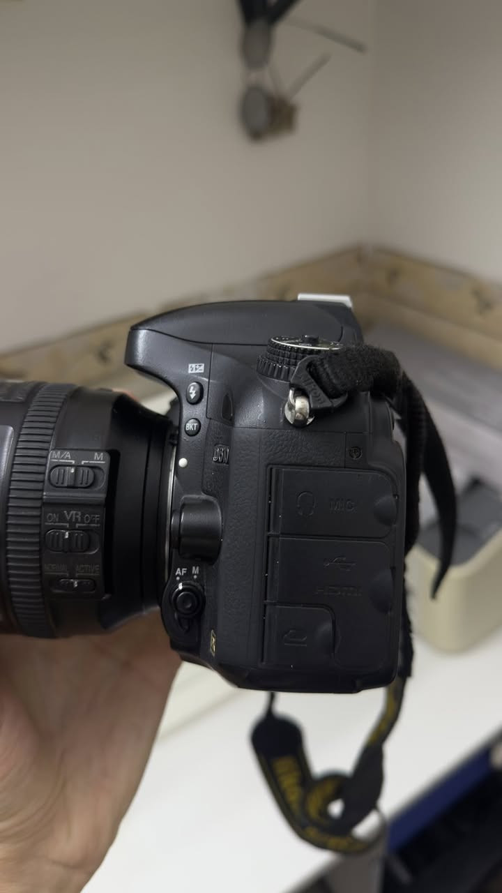 کامیرا نیکون 610   
لینز  24-120  
500$


**إذا كنت صاحب هذا الإعلان وتريد حذفه لأي سبب، رجاءا أرسل رسالة إلى الدعم الفني**