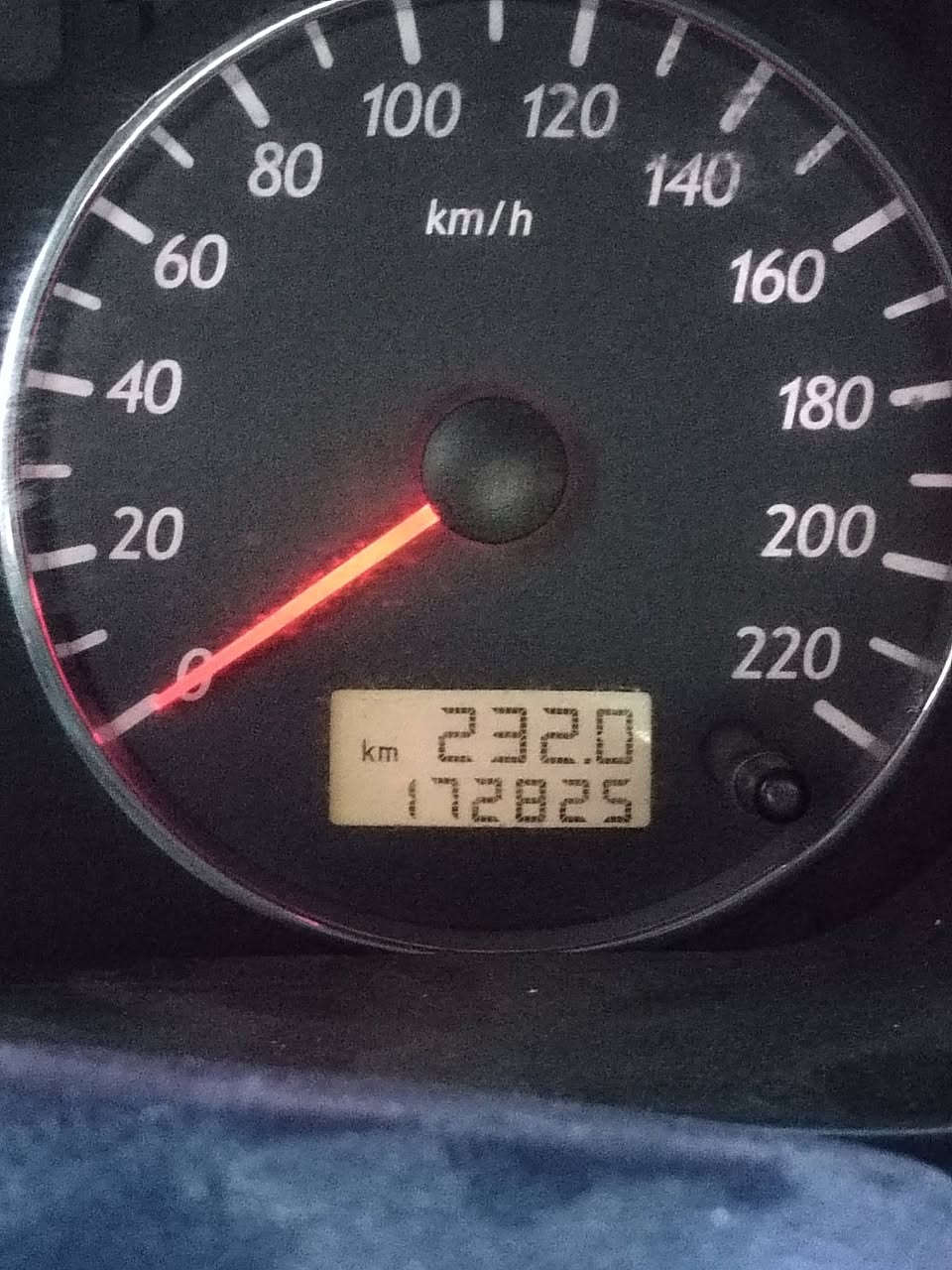 السلام عليكم
جيلي ck للبيع 2013
رقم نينوى الجديد بأسمي كوبون بانزين بيها
شاشة وكاميرا تبريد  جامات 4 كهربائي اوتو تحكم بالمرايات كهربائي محرك نظيف لارخاوة ولا صرف ولانفخ كشنات مرتبة  وداخل لونين اسود وعسلي كلج وعينة ودبو جديد 
ماشية 172 الف
ضررها بيها جاملغات الكدام ثنينهم بارد والخلف اليمين وشبر بالباب مال النفر جوا المراية والباب مال السايق بالحافة بيها معجون وصبغ فقط باقي السيارة بدون صبغ 
سعرها 55 وبيها مجال للطيبين
مكاني الموصل حي الميثاق
رقم الهاتف ***********
