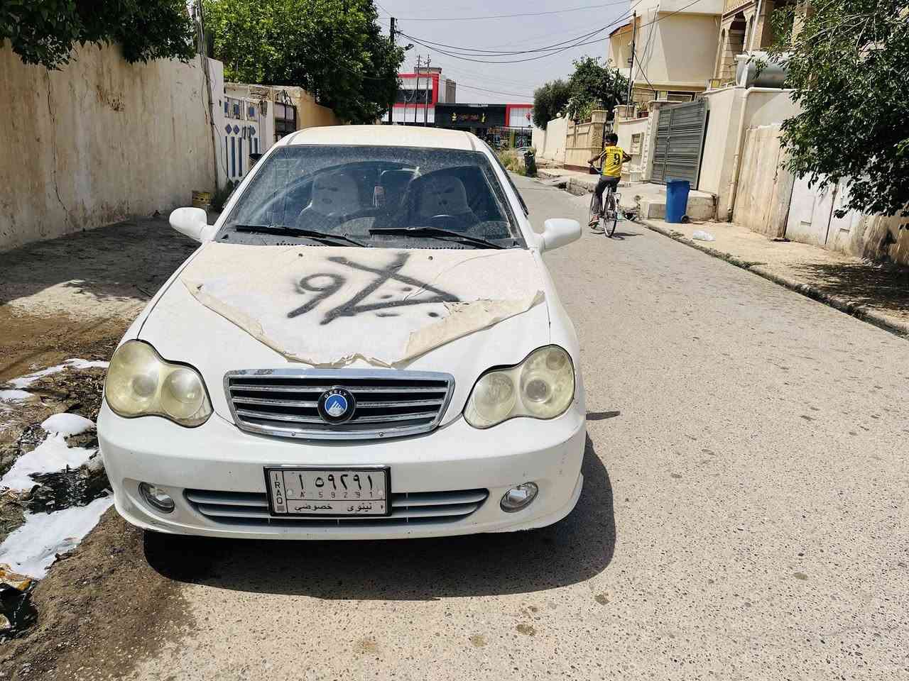 السلام عليكم ورحمة الله وبركاته 

جيلي سكسي موديل 2013 رقم نينوى بيها كابون بانزين تحويل ثاني يوم السياره حيل نضيفه مايعوزها بس جام لايت امامي تبريد ثلج يعني من اكلك ثلج ثلج تتفئا نار كير 
محرك شرط  صدر جديد يعني السياره مايعوزها بس ستر الله بيها صبغ جاملغ وبونيد وعندي الجاملخ اليمن هم نطخ يعني 3 قطع فقط السياره ترايها وين مايعجبك السعر 46 وبيها مجال عنوان السياره صلاح الدين الشرقاط 

***********
***********
