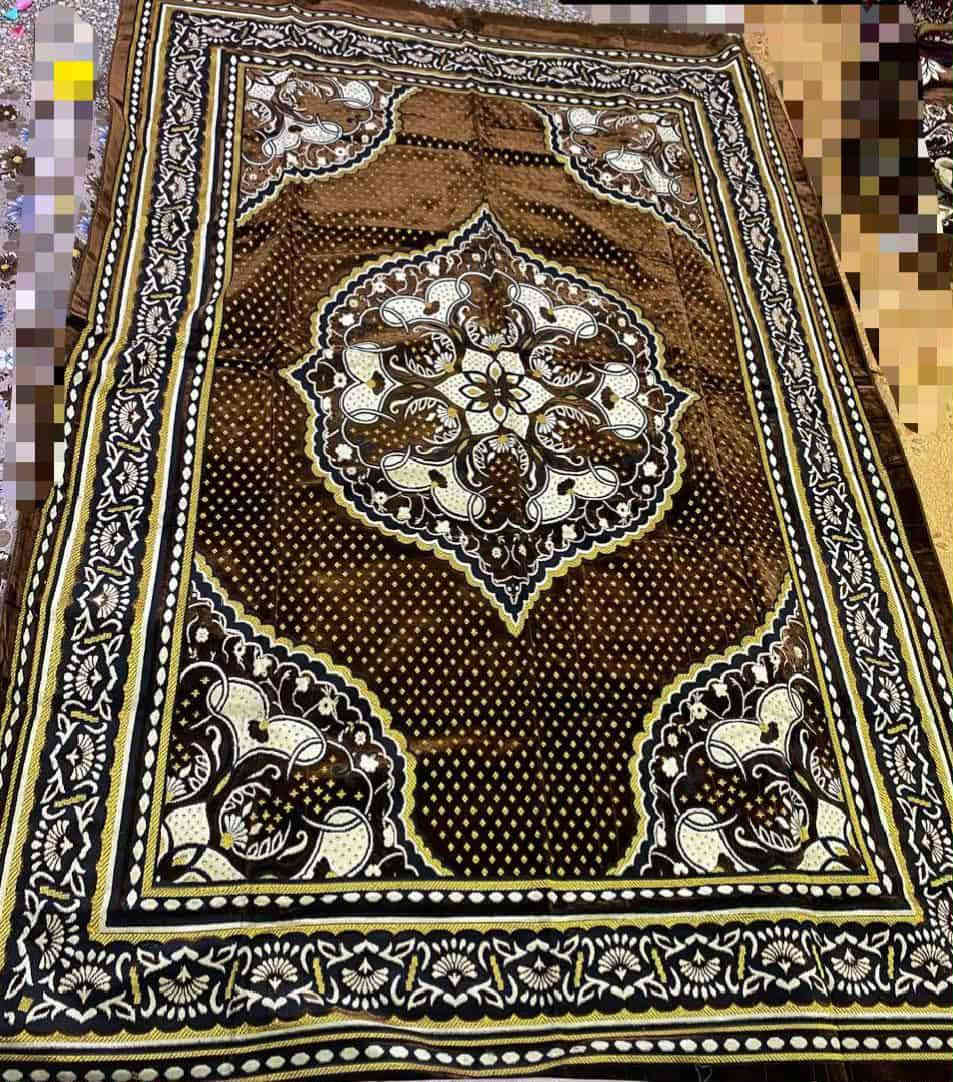 مفرش تركي ثخين درجه اولى 
قديفه حفر مخمل 
القياس ٢ × ٣  السعر ٢٣ الف 

عنوان المحل الحله الورديه خارج قرب معمل ابو كيره 📱

للحجز واتساب  ::‏  *********** ‏ 📲

البيج الثاني رفيف رفيف للتسوق 

على الانستا @rafif_rafif22📱

قناه على الواتساب :📱
https://whatsapp.com/channel/0029VaZjlJaLY6dEHypRNY2A

🚘توصيل داخل الحل ٣  محافظات ٥ 🚘 حلة
