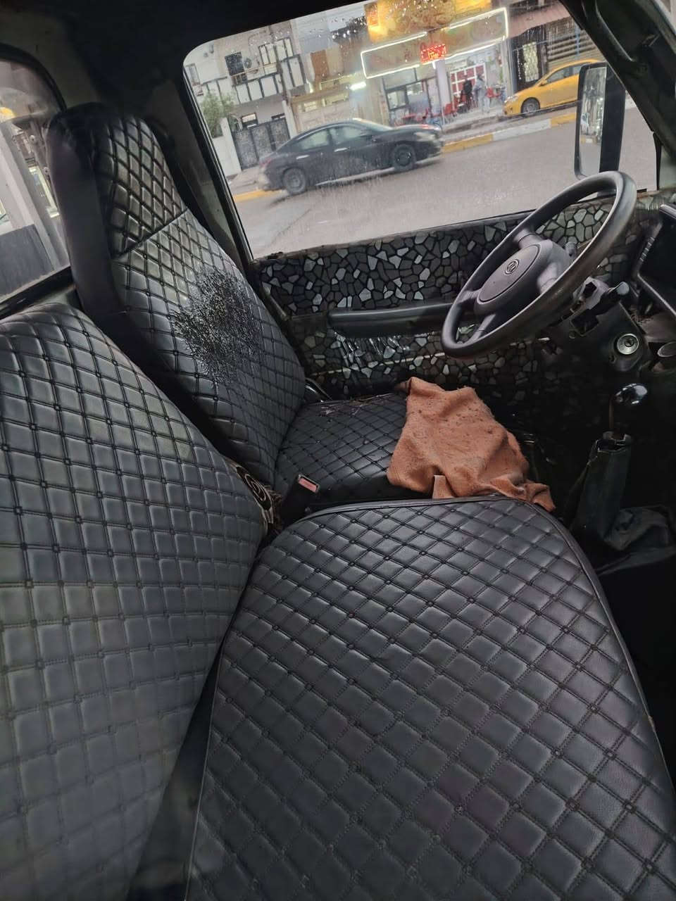 كيا بنكو موديل 96 بدي طويل محرك كير تايرات صدر كله شرط بيها حصه كاز وتانكي اضافي للكاز شاصي بالشرط تاخذها كبل تفحص انطيك شرط الفحص سياره جاهزه من الاخير سنويه مشروع وطني مكملين معامله فقدان كامله كبل تروح للمرور تحول تستلم رقم انكليزي السياره شرط التحويل ميسوي وكاله تحويل فقط السعر 57 بي مجال بسيط شراي هذا رقمي *********** كركوك, العراق
