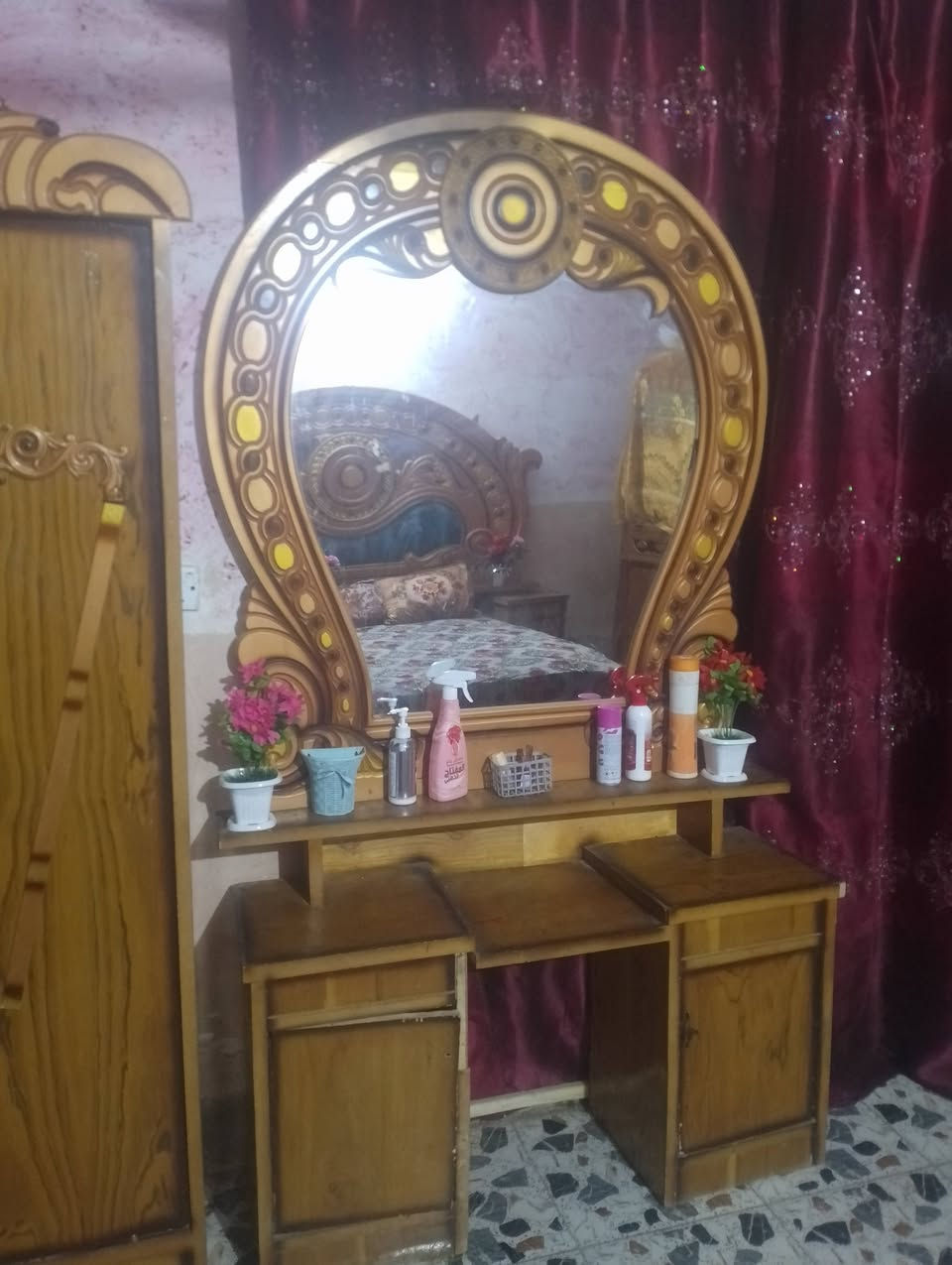 غرفه نوم عرقيه خشبه زين مستعمله غليل للبيع ب600 وبيه مجال هاذ رقم ‏‪0750 562 3186‬‏/  ***********هاذه رقم ثاني ليريده يتصل بل راقام ويراسل خاص
