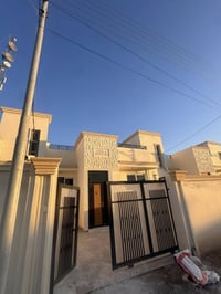 بيت للإيجار • ٢٠٠م • مجمع العدل