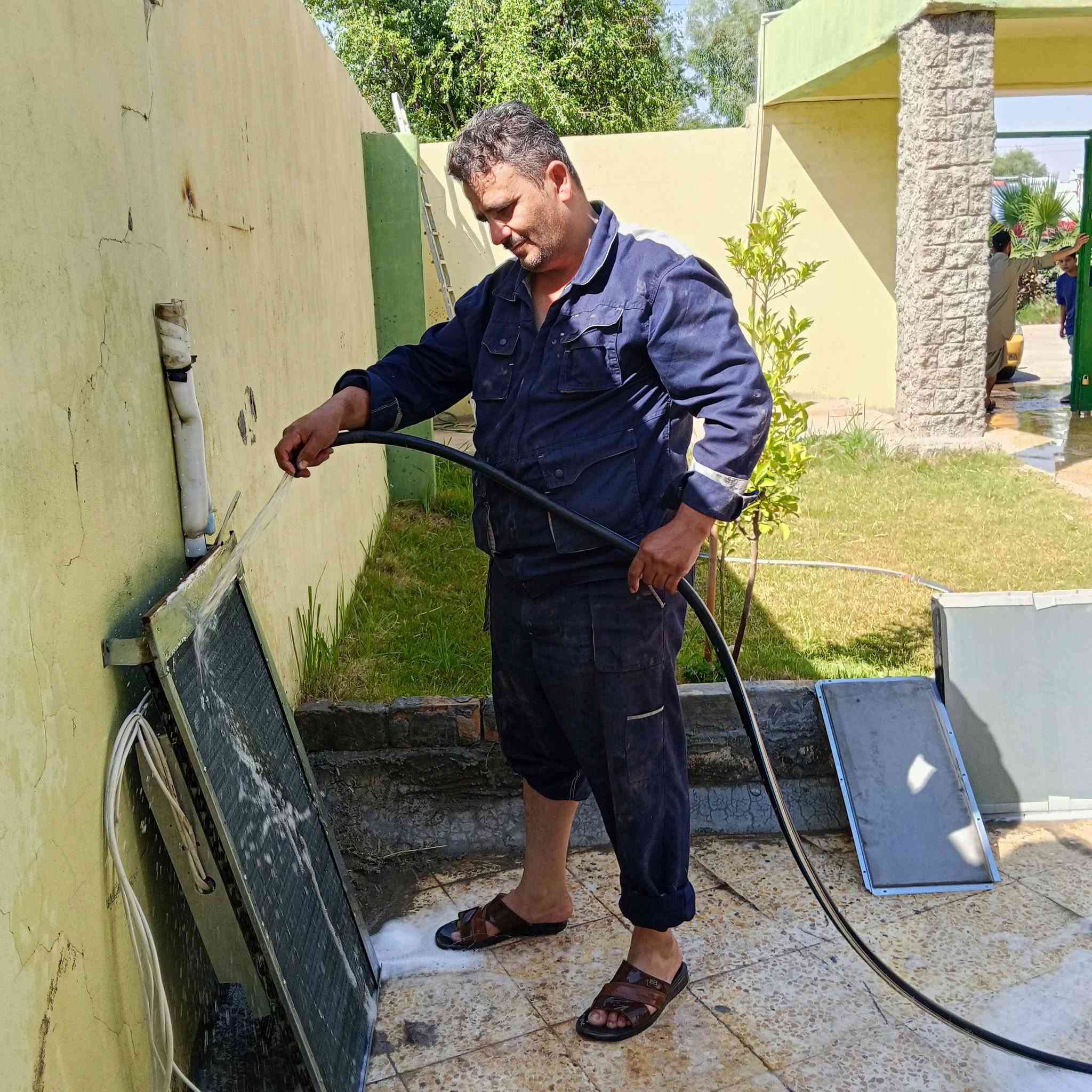 تم بحمد الله صيانة سبلت 3 طن في جامع نور المصطفى تم معالجة الليك وتبديل فليرة جديدة مع شحن غاز R22 حسب قياس الشركة


**إذا كنت صاحب هذا الإعلان وتريد حذفه لأي سبب، رجاءا أرسل رسالة إلى الدعم الفني**