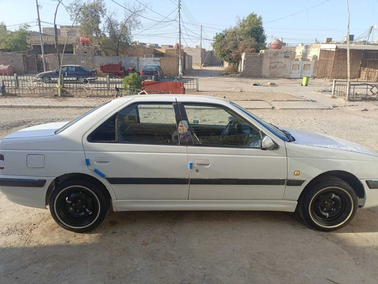 سلام عليكم سياره بيجو موديل 2020 كفاله عامه فقط البنيد طاير مكان ميسان حي الحسين الجديد السعر 65 ***********
