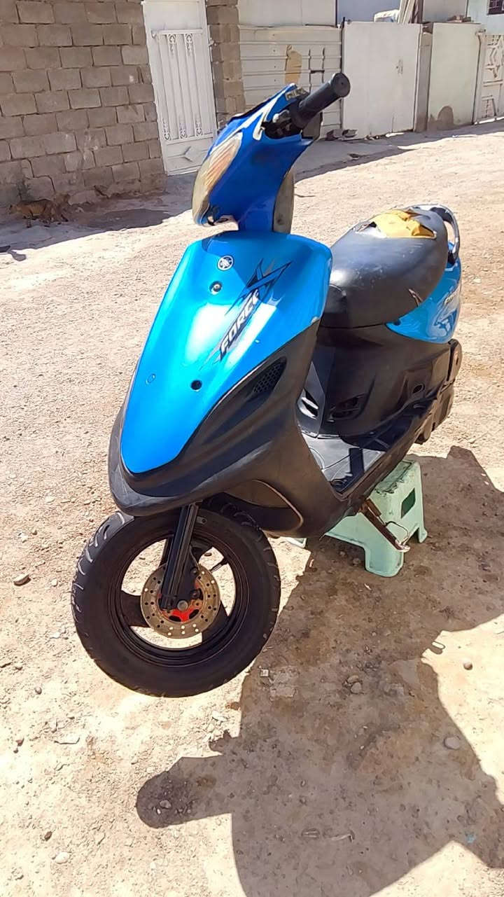 السلام عليكم مرخصت مدير الكروب درجة ماكس قجمة شغالة نكرة سلف نقص هندر طاك الهلال والفيش مال الكلوبات والهورن شلعة معدل فول السعر 300 وبيهة مجال بسيط العنوان بغداد البياع الري الرقم ***********
