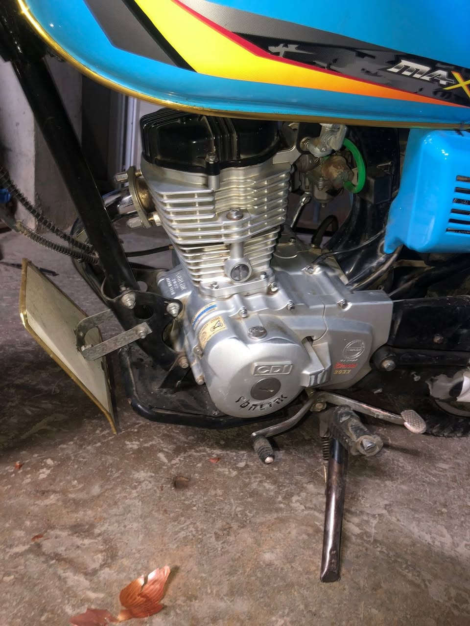 يأبه السلام عليكم سولنك 22
درجه حلوه ونضيفه كهربائيات كله شغل 
مبدل فقط كازكيت ال باقي بلادي درجه شلعه ومعدل 
شرط الفحص صالنصه صوت مرتبه من كلشي سعرها 475 
وبيها مجال رقم ***********مكاني كركوك حي النصر المؤشراي يعبر
