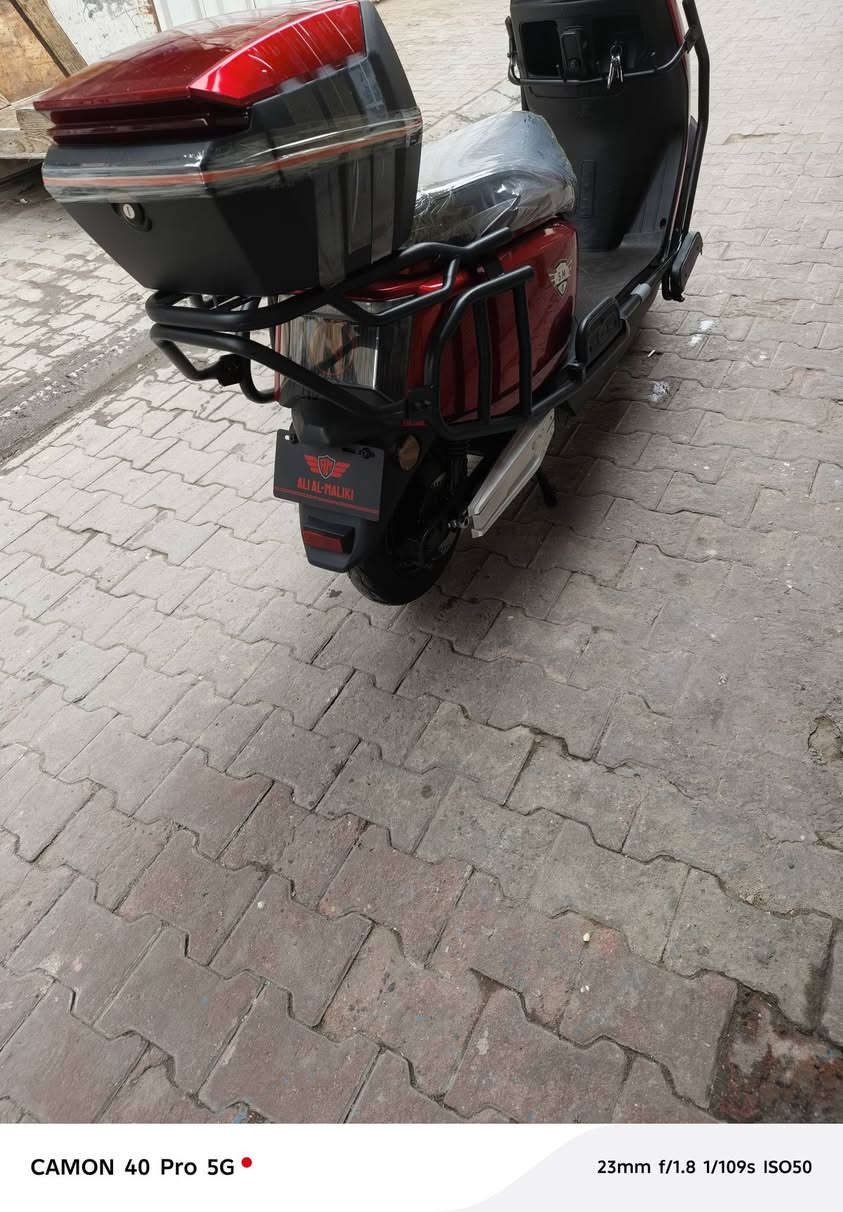 سلام عليكم  دراجه شحن  البيع  ست بطاريات دبل    العنوان بغداد كفاح دراجه حيل نضيفه 850 وبيه مجال الاستفسار  عل رقم  ***********
