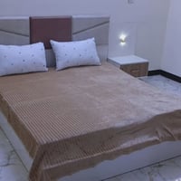 غرفة نوم تركيه نضيفه جدا للبيع استخدام قليل 5 قطع مكاني زعفرانيه هذا ر...