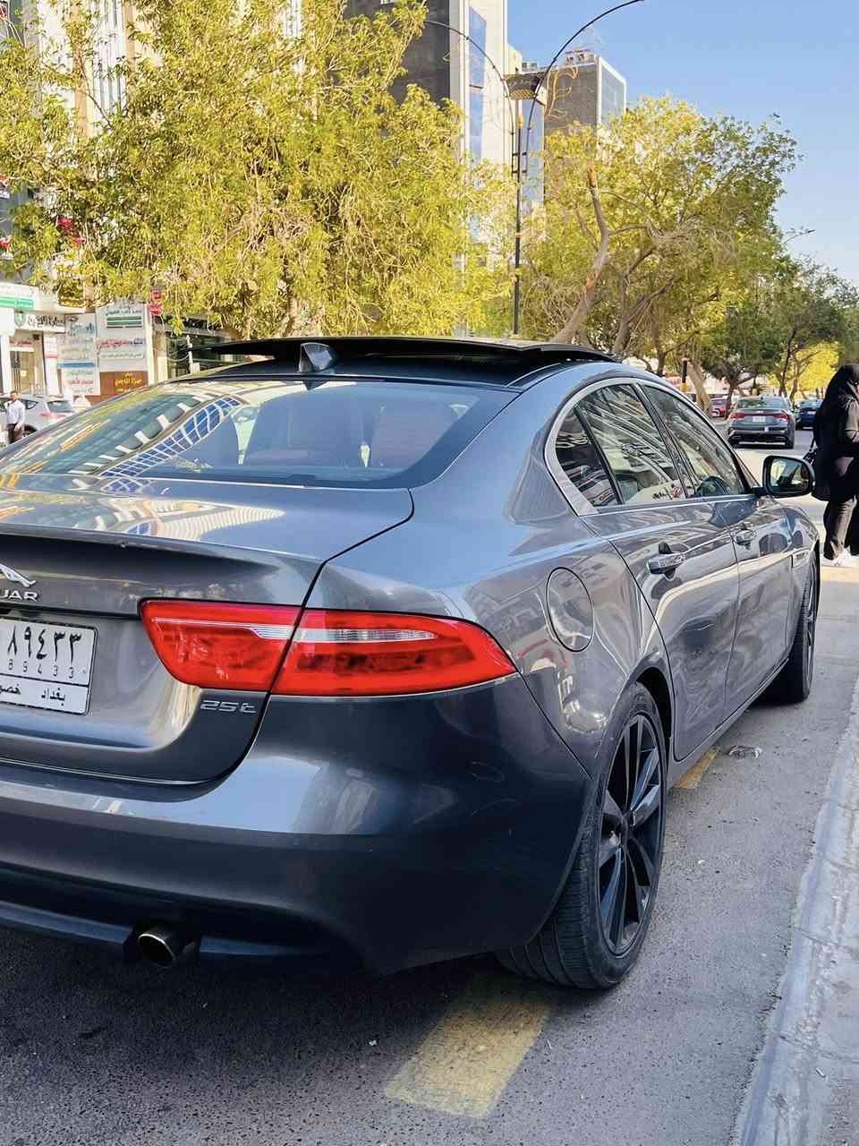 جاكوار XE 2018 ماشية 57 
سيارة جديدة ونظيفة
السعر 130
***********
رقمها جدي وسنوية جديدة
