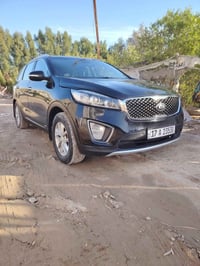 سورنتو كيه وارد أمريكي مديل ٢٠١٦ ٤ستندر ٥راكب تبريد قطعتين تدفائه الكش...