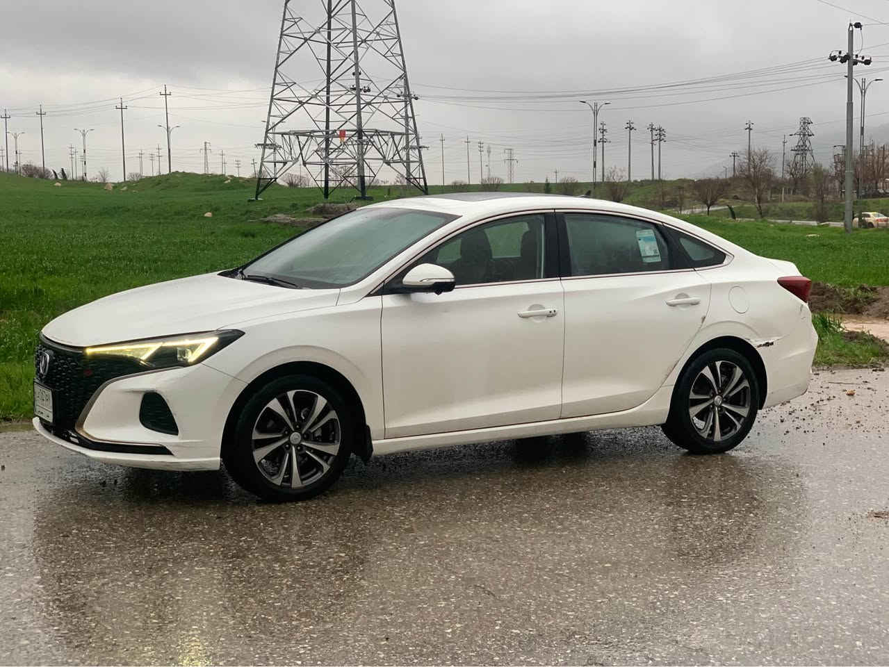 شانجان مۆدیل ٢٠٢٣بێ بۆیاخ دوو قوپاوی بچوکی هەیە فوول فوول مواسەفات سەنەوی پلاستیکە بەشەرتی ئەوەلیات و حاسیبە 
سعر ٦٩$
***********
*********** شمشمل, السليمانية
