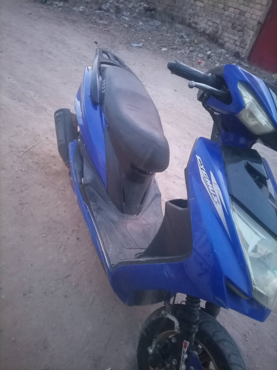لبيع دراجه كامله محرك ماكس سعر 450عنوان مفرق سده رقم الهاتف ***********
