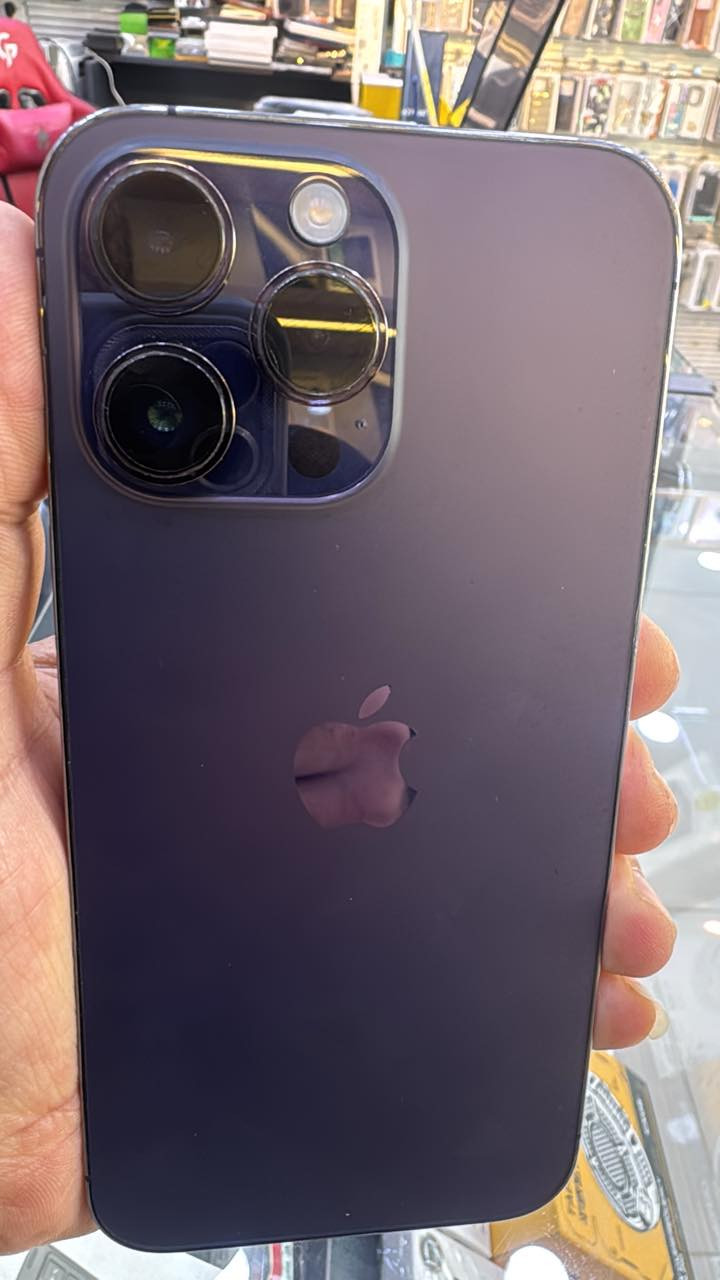 ,ًسلام عليكم 14 برو ماكس مستخدم شرق اوسط  بطاريه 86 نظيف كلش مكاني بغداد ***********
