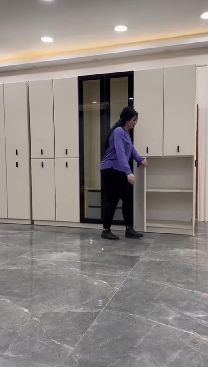 *موديل   حياة برو      المودرن*

*10 قطع*.    *320سم*

*1- ضهر بلوك*

*2- برغي وچوي حديد*
  
*سرير مخزن جك*

*5- شغل درجه اولى*

•••       *السعر🔥 مليون و625الف


**إذا كنت صاحب هذا الإعلان وتريد حذفه لأي سبب، رجاءا أرسل رسالة إلى الدعم الفني**