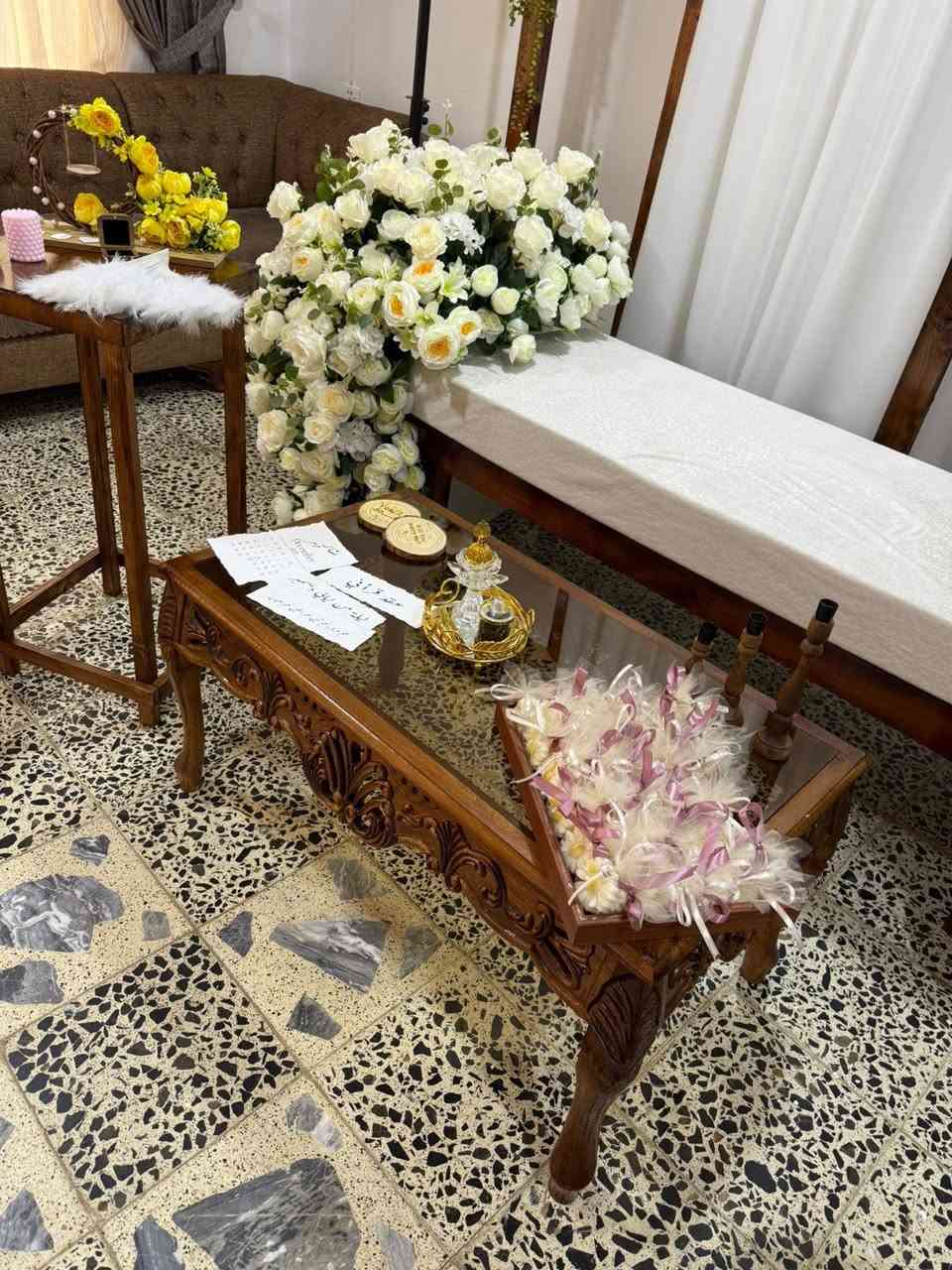 كوشه للإيجار بسعر مناسب وبالحقيقه احلى بهواي من الصور والشد والنقل علينا للاستفسار خاص او مراسله الرقم 
***********
