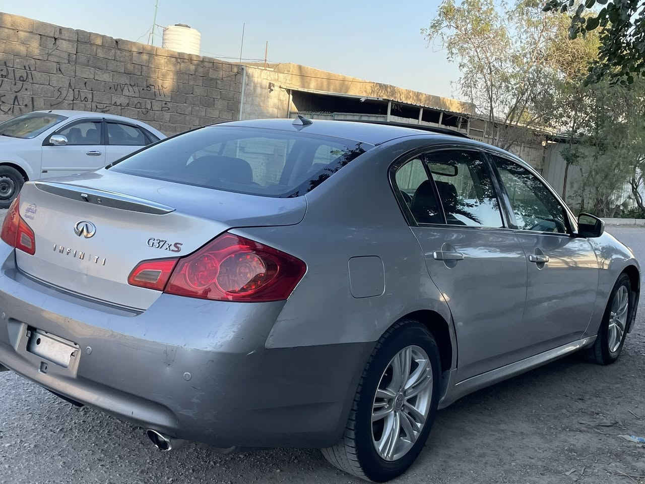 السلام عليكم انفنتي g37S بلاد
مكينه 3700 جديده بشرط 
شفتات ستيرن 
كشنات S 
كير s
دعاميات s
شاشه لمس 
السياره مكفول كير مكينه صدر كهربائيات كله بشرط 
رقم بغداد تحويل مباشر 
مكاني الدوره 
سعر مناسب اتصل وخادم 
***********
