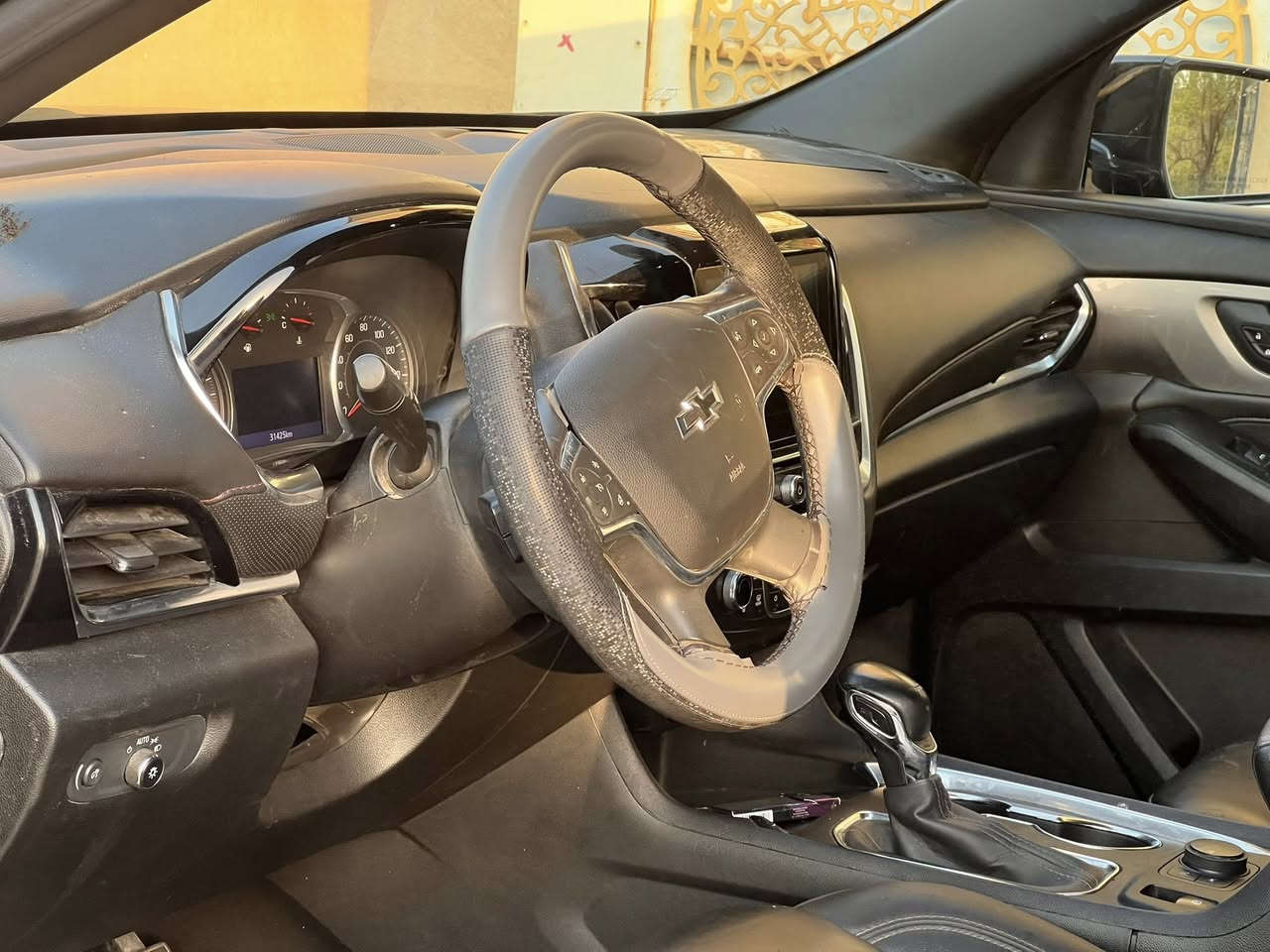 يا الله ترافس 2023 ما مرقم صور الحادث موضوح بالصور مكانها البصره ملاحظه مكينه ودشبول وضفاير كله جديد شادين سياره جاهزه مامتعوبه السعر 160 $قابل للتفاوض مستعجل ع البيع 
***********
