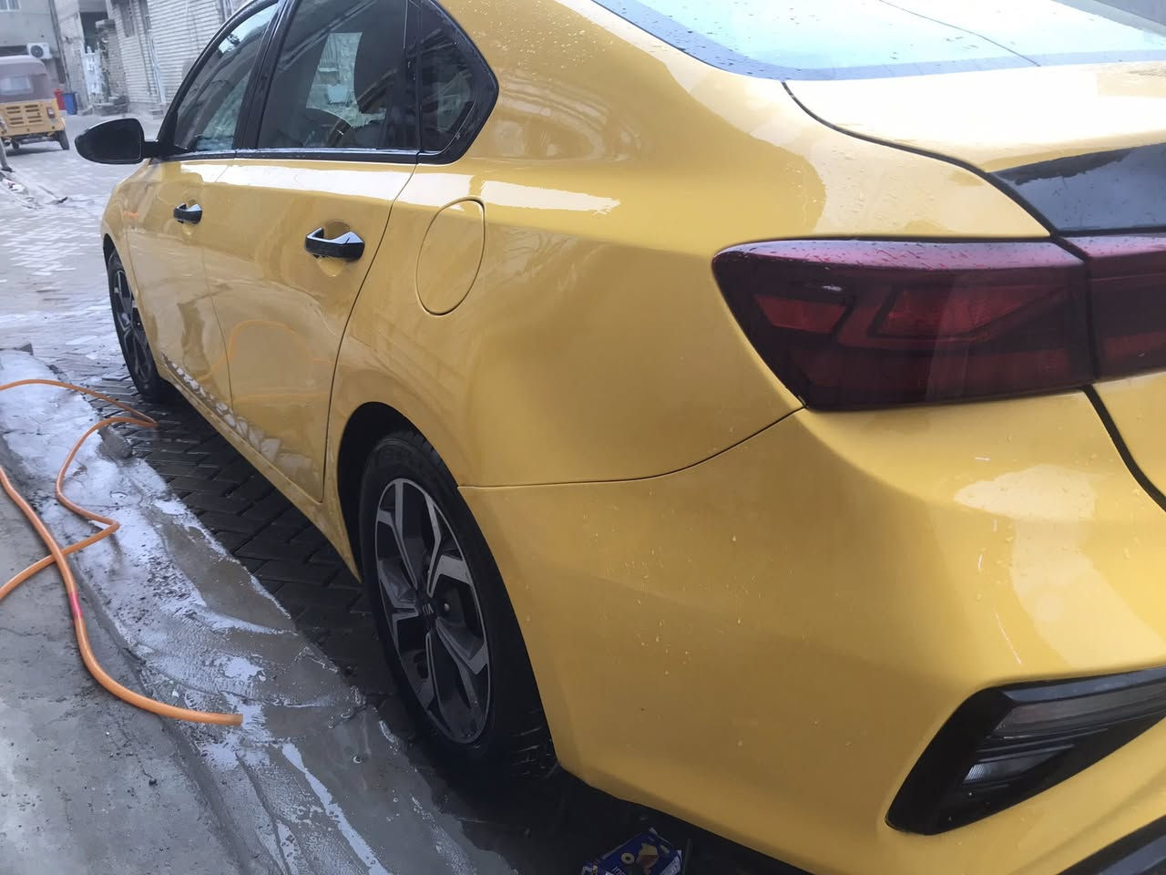 السلام عليكم من رخصت الدمن المحترم للبيع موديل 20 بدون حادث بل عراق صار بيه حادث مكان السياره بغداد مدينه الصدر رقم صحب السياره *********** السعر 138 تحويل مباشر
