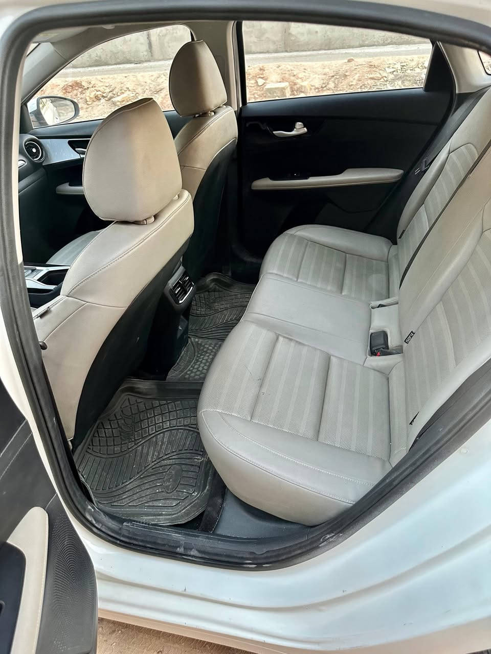 للبيع k3 موديل ٢٢
بيع مستعجل مكاني نجف
استفسار
***********
