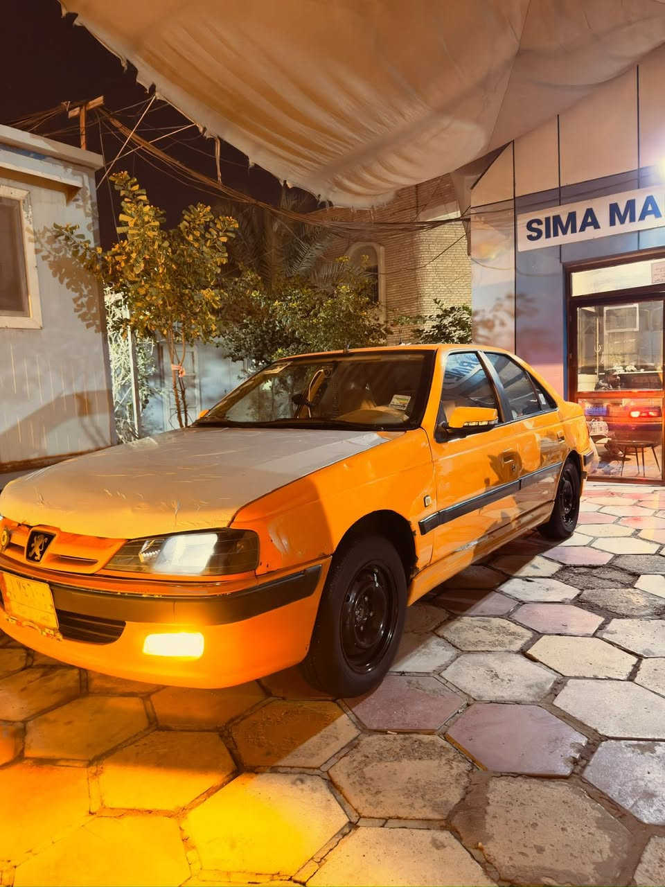 السلام عليكم بيجو بارص ٢٠١٨ السياره بيها خياسات بالمداكر الامامي بس تبريد شغال تخم تاير جديد كهربائيات شغاله كلها اي نقص مابياها سنويتها لل٢٠٢٨ شهر التاسع السياره كامله مكاني بصره رايدها ٤٨ وبيها مجال متواجد واتس اب فقط ***********
