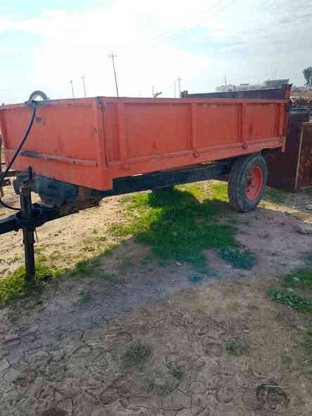 للبيع عربانه اسكندريه   كركوك طريق الدبس قريه باجوان.    ***********. ***********
