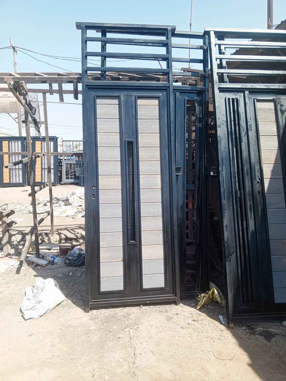 السلام عليكم معمل حداده بركات ام البنين الابواب والشبابيك كافه انواع العمل اسعار مناسبه الارقام بيهن واتساب حسب الطلب مكان كربلاء حي الصناعي ***********/***********
