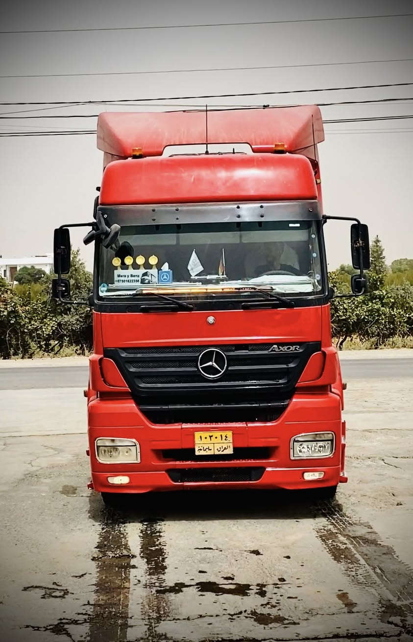 بسم اللە الرحمن الرحیم 
للبیع اکسور ٢٠٠٦
موسفات گیر کاربا
بدون ریتایدر 
سنویة جدید سنویة قلاب  
محرک مامفتوح 
حجم ١٨٤٠
مکان سلیمانیة 
***********
***********
