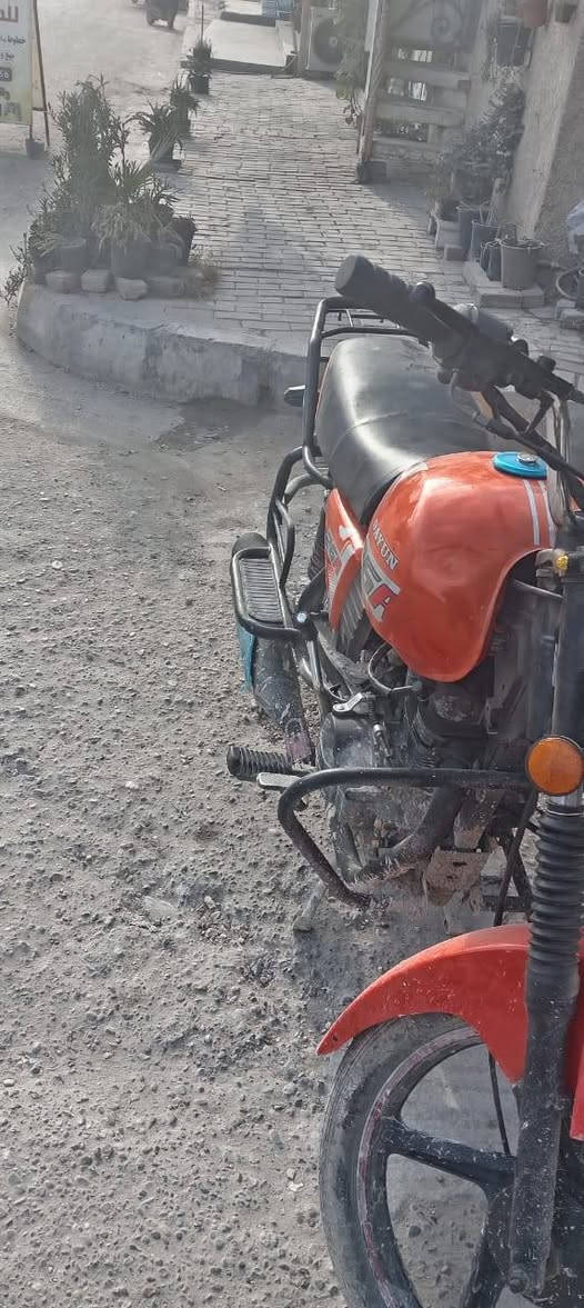 السلام عليكم دراجه ديون مديل 2019 طالعه بل 2020 سعر مليون وبيه مجال مكاني حي العباس رقم الهاتف ***********
