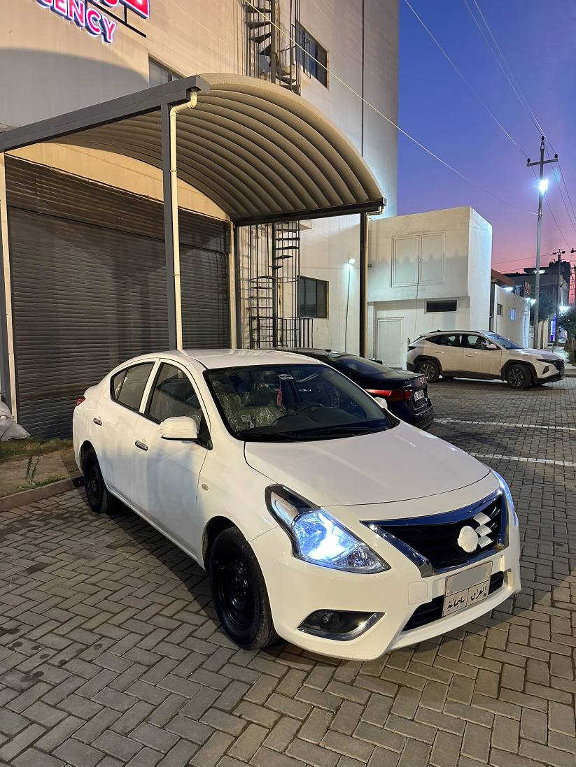 بە ناوی خوای گەورە 
نیسان سەنی لاکشمیبای بۆ فرۆشتن 
٢٠١٦ یەک چاملخی بۆیاخە 
ڕەسمی سۆنەرەکە دانراوە 
١١٥ هەزار ڕۆشتوە 
گێڕ و مەکینە بە شەرت هەتا بڵێی سەیارەیەکی توندو تۆڵە بێ مەسرەفە
تەقەو ڕەقە بەشەرت 
چوار تایەی تازەی لە ژێرە
بە ناو کردن بە شەرت 
سەنەوی تا ٢٠٢٧ تازەیە 
سەیارەکە لە کەلارە 
*********** 
بۆ سعرەکەی تەلەفۆن بکە لە خزمەتام كالار, السليمانية
