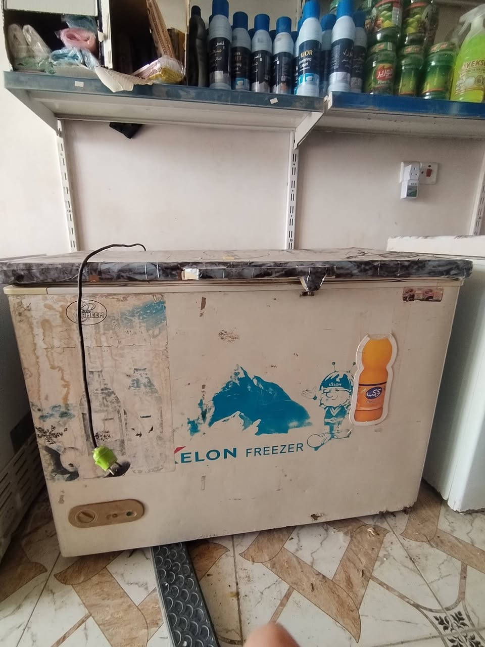 السلام عليكم ورحمة الله وبركاته
موجود مجمدات للبيع شلعة وحدة
***********
