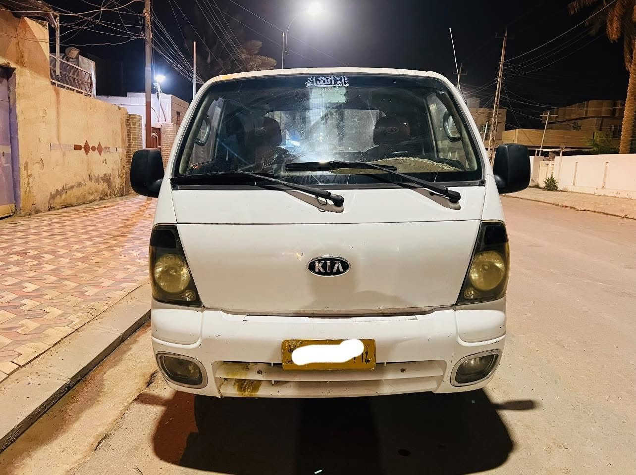 السلام عليكم 
كيا حمل حبل بدونً كص ابيع ادوات بدون الرقم  محرك 2700
محرك جديد هوه وراديتر وكامل مكمل اول لبارحه كمل

داينمو جديد 
مكان السياره صلاح الدين الدور 
للاستفسار ***********
