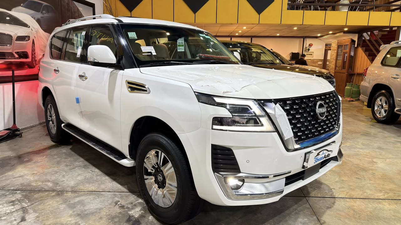 ﷽ 🙏🏻
‏‎(نيسان باترول٢٠٢٠) 
‏‎🔶مواصفات((SE))
‏‎(نيسان باترول٢٠٢٠)
‏‎🔶محرك(٦) سلندر
‏‎🔶كوشنات كهرباء 
                       
‏‎ مكفولة كفالة عامة من الدعامية إلى الدعامية 🔶
‏‎‏‎بدون بارد  ،بدون رصعات ،بدون حتى شخط
‏‎‏‎دعاميات هم بدون صبغ ،رمل مابي ،بقية كلها بشرت
‏‎          —————————————————————
‏‎🔶سياره داخل بيجي _ كوشنات جلد
‏‎  كوشنات تدفيه _ غراض شريكه موجوده
‏‎سياره ماشي(٤٣،٠٠٠)الف كيلو حقيقي بشرت  عداد بشرت ما نزل شريكه حقيقي
‏‎‏‎محرك كير بشرط مامفتوح 
‏‎‏‎سيارة حيل نظيفة كلشي عل بلاد لوك
‏‎‏‎ السنوية بشرط تحويل و خرامة 
‏‎‏‎سيارة مابيـها دينار مصرف كامل من كل نواحي

‏‎🔶فول فول المواصفات  
‏‎ +كشن جلد + كوشنات تدفيئه +  داخل ديذاينو+
‏‎ + كاميرات 
‏‎ثلاجه + زينون+ كوشنات تبريد + 
‏‎+هواء مزدوج +حساسيه الديك المؤخره مرايات 

‏‎🔶نظافه ١٠٠٪؜ كامل سيرڤس بدون نقص و مصرف 

‏‎🔶سياره مال بيت  أي نقص مابيها ٤ طایرات جديده 

‏‎🔶نفسي يوم / تحويل مباشر حول
‏‎مكان /داخل سليمانيه 
‎410$ورقة 💵💵
‎رقم//—-***********—-*********** 📲
