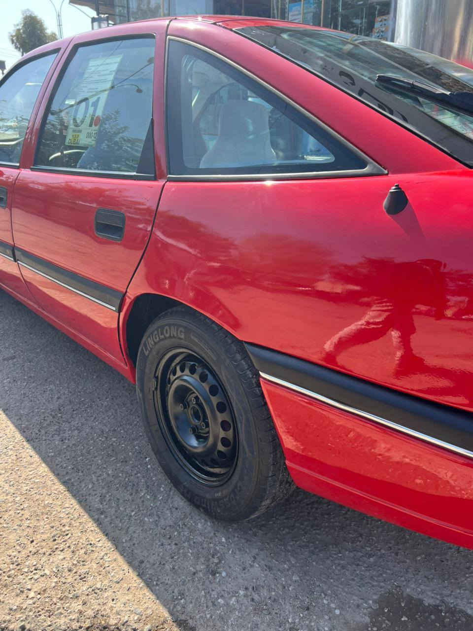 سلامو عليكم سياره اوبل  موديل 1994سيدي كرستال سياره جام كهرباي محرك 20 سنويه لحد 28بطاقه بانزين ***********
