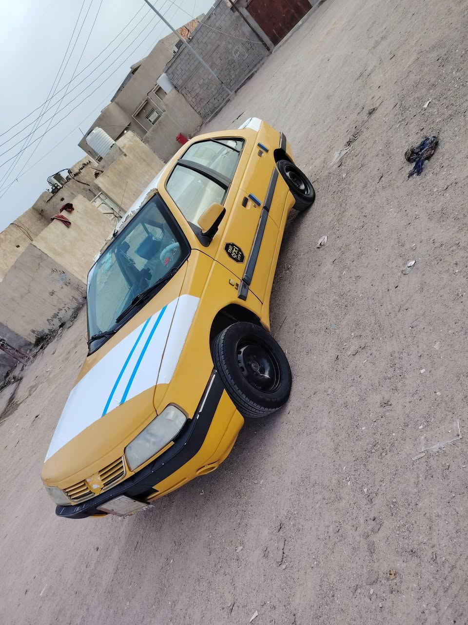 السلام عليكم
بيجو اكد 405
موديل 2016 رقم بصره
سنويه نافذه
كير حداديه
تبريد تخم تاير
كهربائيات هيئه غرامات
امصفره لاضربه ولا تبديل
تعمير دوسات السعر 37او بيه مجال بصيط السوك كلشي بيه مايعجبك المنشور شوف غيره  *********** بيه واتساب
