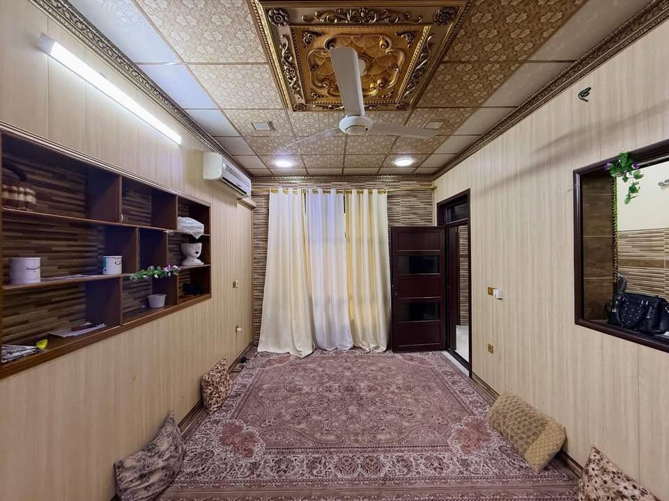 🏠 خانوو بۆ فرۆشتن - کەلار 

کۆدی ڕیکلام: •277•

ئەگەر بەدوای خانوویەکی خاوێن و شوێنێکی گونجاودا دەگەڕێیت، ئەم موڵکە دەرفەتێکی نایابە:

• 📍 ناونیشان: کەلار - پشت بازاڕی سۆران.

• 📐 ڕووبەر: ١٠٠ مەتر (دوو نهۆم).

• 🛣️ تایبەتمەندی کۆڵان: کۆڵانی فراوان و خۆش.

• 🕌 خزمەتگوزاری: زۆر نزیک لە قوتابخانە و مزگەوت (گونجاوە بۆ خێزان).

🧱 پێکهاتەی ناوەوە (فوول کاشی):
ئەم خانوە بە شێوازێکی مۆدێرن و خاوێن کارکراوە:

• 🛋️ ژووری میوان (فراوان)
• 📺 هۆڵ
• 🛌 ژووری نوستن
• 🍳 مەتبەخ
• 🚿 مشتەمەلات

📞 بۆ پەیوەندی و زانیاری زیاتر:
بۆ زانینی نرخ و بینینی خانوەکە لە نزیکەوە، پەیوەندی بکەن بەم ژمارانەی خوارەوە:
• 📥 ***********
• 📥 ***********
• 📥 ***********

🎥 بۆ بینینی ڤیدیۆی ئەم موڵکانە
لە TikTok بینەرمان بن 👇

https://www.tiktok.com/@kalarmullk

#kalar #کەلار #کەلارمووڵک #kalarmullk #خانووبۆفرۆشتن موڵک
