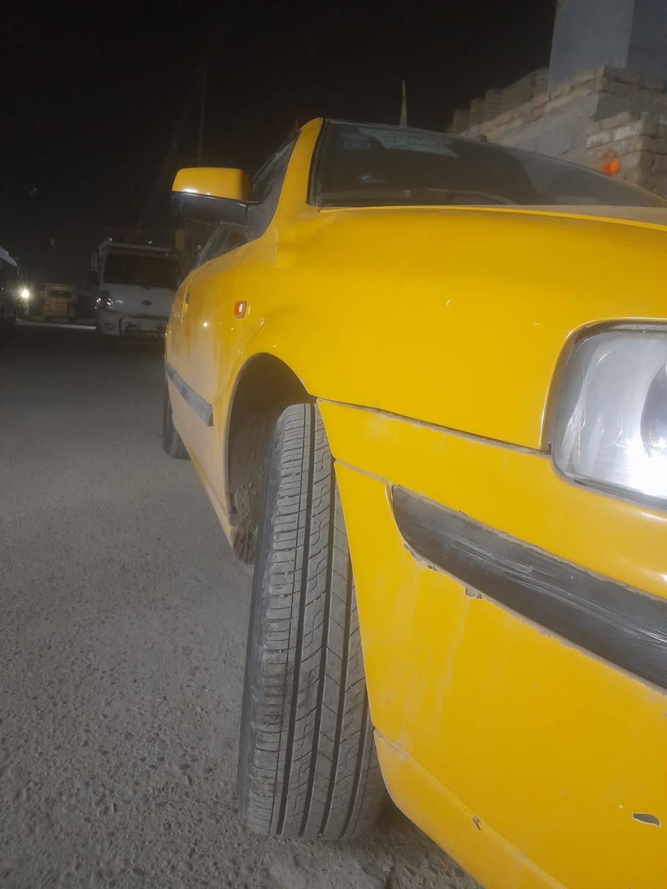 السلام عليكم سياره جديده لاصبغ لاحادث كهربائيات جديدة صدر خلفي امامي جديد صارلة اسبوع تبريد ثلج تخم تاير جديد السعر 37 ‏‪***********‬‏
