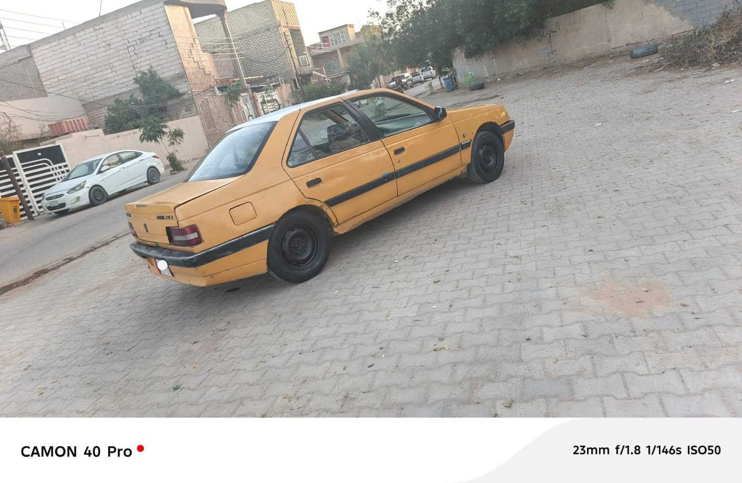السعر {16} وبيها مجال بسيط
للاتصال ((‏‪***********‬‏)) 

بيجو ﴿405﴾ موديل ((2010))  رقم بغداد «ألماني» 

مكينه وگير ((كورلا))+گير ((اوتماتيك)) حداديه جديده فوك النص 

ملاحضه((مكينه بيها نسمةة بخار)) 

تخم تاير جديد كهربائيات شغاله. 

بيها ﴿شاشه شغاله} 

تحويل مباشر عليها ((هيئه وغرامات 250 الف)) 

مكان السياره نجف. 

ملاحضه مكلف بالنشر.
