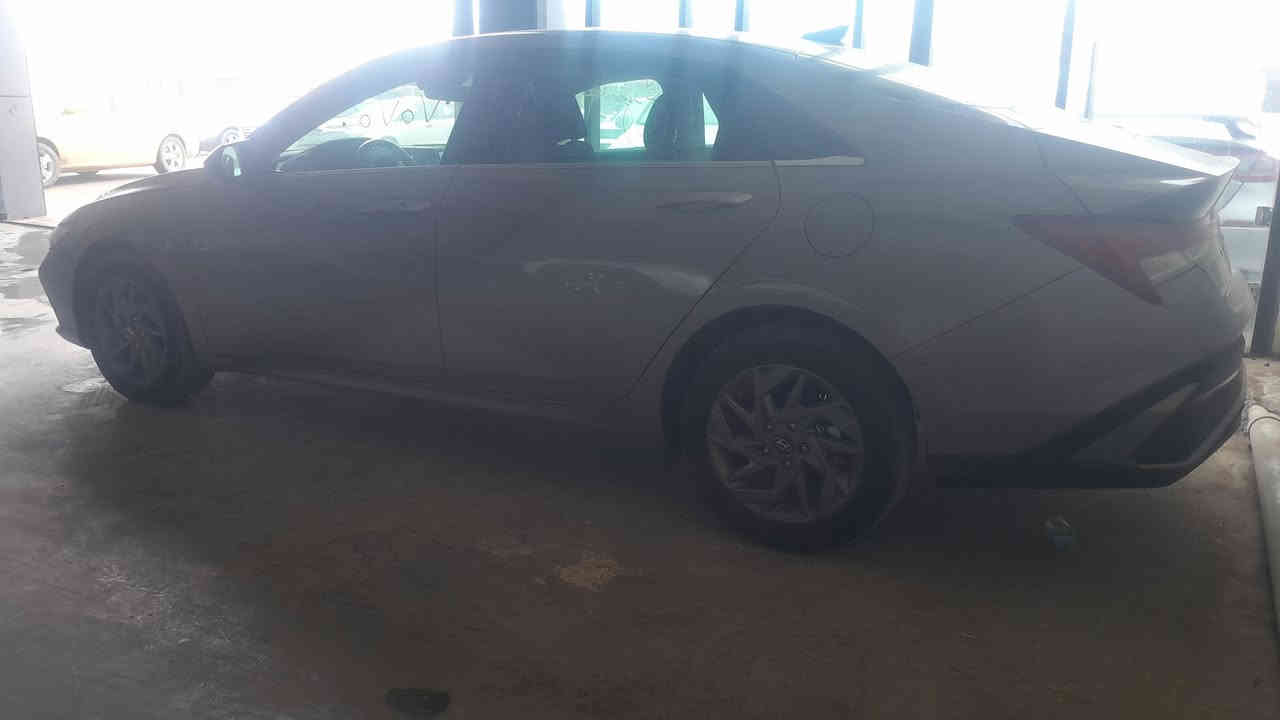 النترا هايبرد موديل ٢٠٢٤
تبديل بنيد جاملغ يمين
ماشيه 5000
ارباك ستيرن 
مواصفات بصمه 
شاشه 
حساس امامي خلفي 
تبريد قطعتين 
حره بدون رقم 
السعر 16000$بيها مجال 
مكان السياره ديالى بعقوبه 
***********
