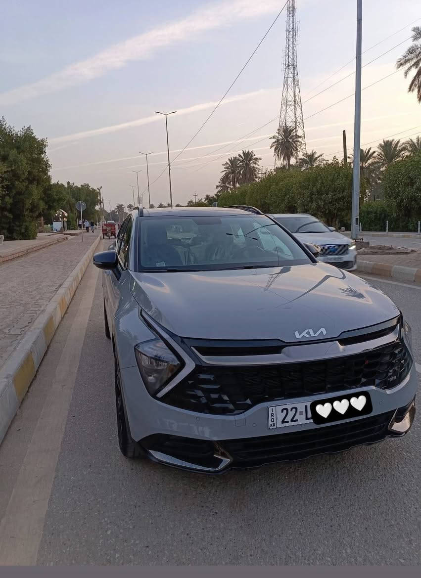 السلام عليكم كيا سبورتاج. خليجي – موديل 2024 – رقم أربيل
لون أسمنتي
بانوراما
فول أوبشن 1/1
ماشية 18,000 كم فقط
المواصفات:
فتحة سقف بانوراما كهرباء
شاشة كبيرة + Apple CarPlay / Android Auto
كاميرات 
السنويه جديده تنتهي 2029
حساسات أمامية وخلفية
رادار + الحفاظ على المسار
مثبت سرعة ذكي
بصمة تشغيل ودخول
فرش جلد
مقاعد كهرباء
تكييف ديچيتال
جنوط سبور
مرايات كهرباء وضم
إضاءة LED
مكفولة من الدعامية للدعامية
فحص عند اي سونار
الاتصال  ع الرقم لمعرفة السعر *********** 
او مراسله واتساب متوفر
