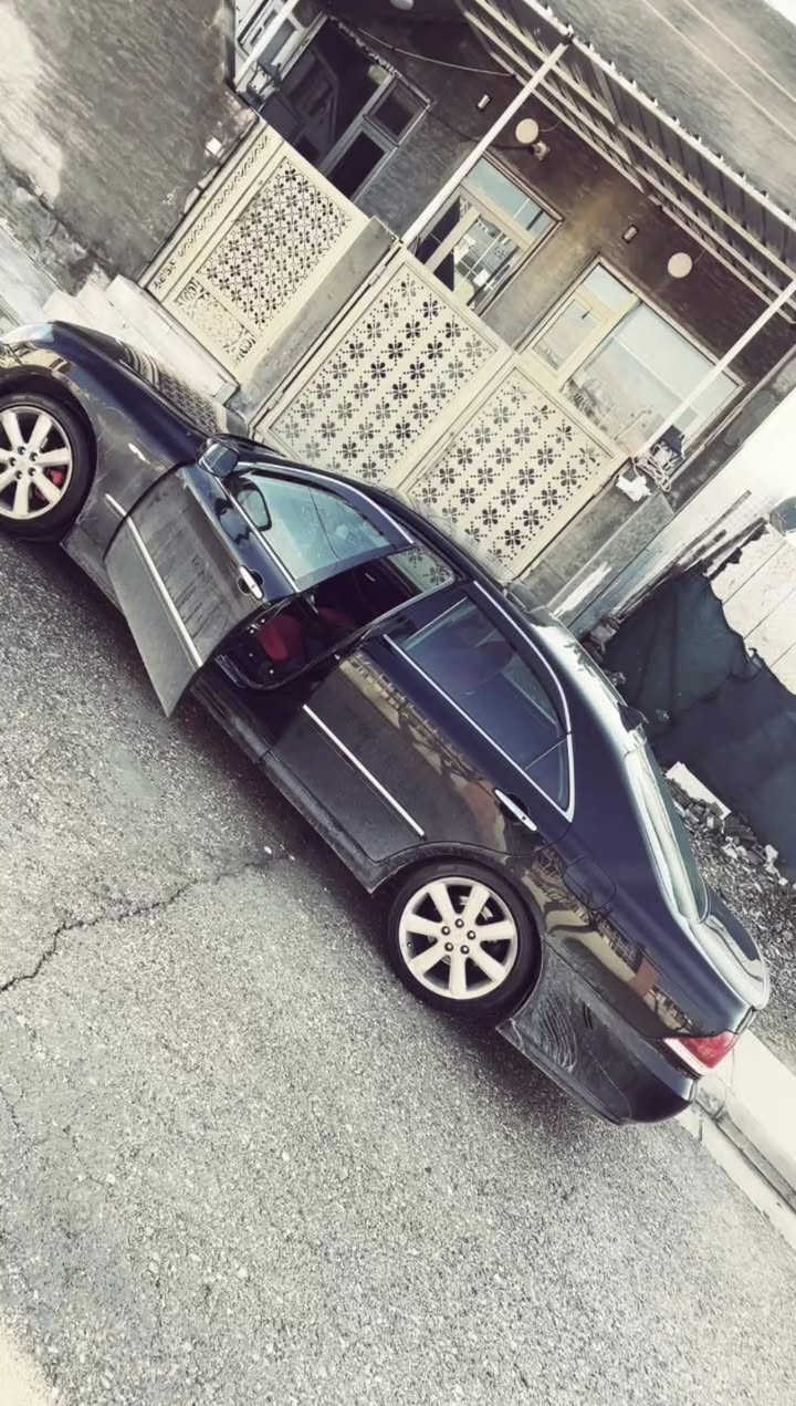 سەرەتا بەناوی خوای گەورە شاهینەی ١٨٢مووس ٢٠٠٥. سڵیتە ٣دوگمە***********
