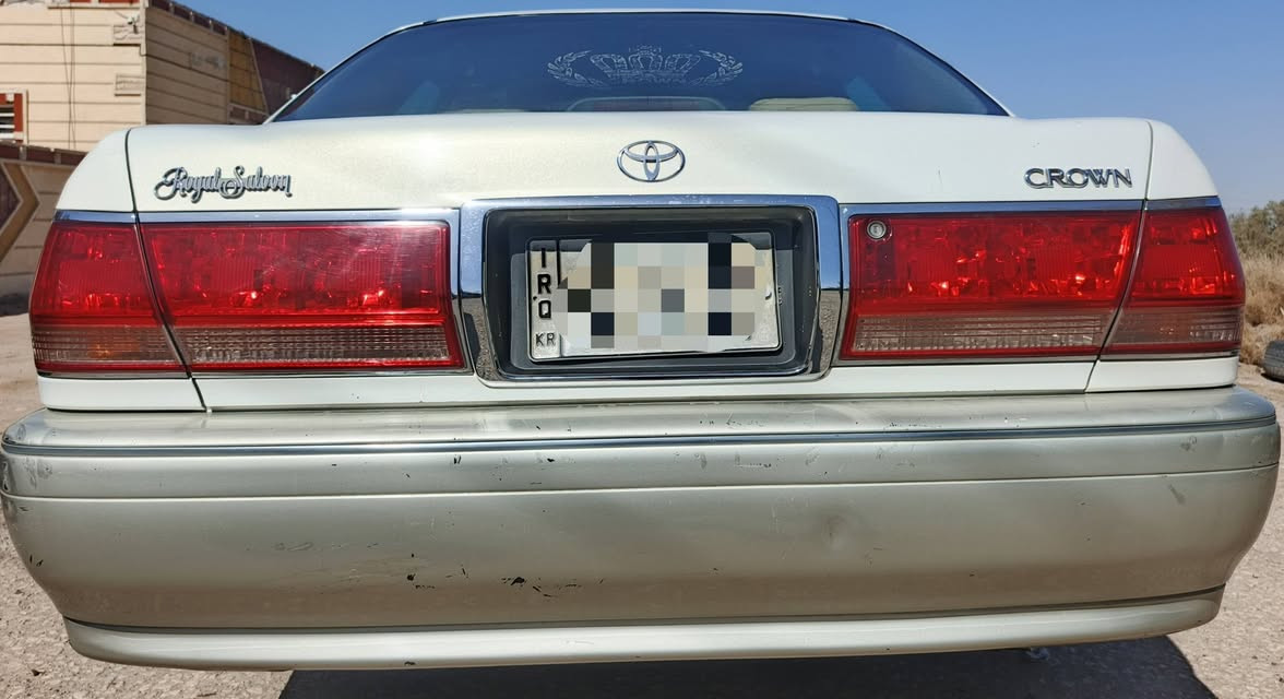 السلام عليكم
السعر 123وبيها مجال 
للبيع كراون ملكه مديل 2003رقم انكليزي سليمانيه 
شاصي 171دكمتين مكينه ديفور الزغير 
السيارة مكفوله من الگص ولضربه القويه ولعيب الشرعي جاهزه مكينه وكير وتبريد وتخم تاير وحداديه للاتصال على الرقم ***********مكان السيارة الديوانية قضاء غماس
