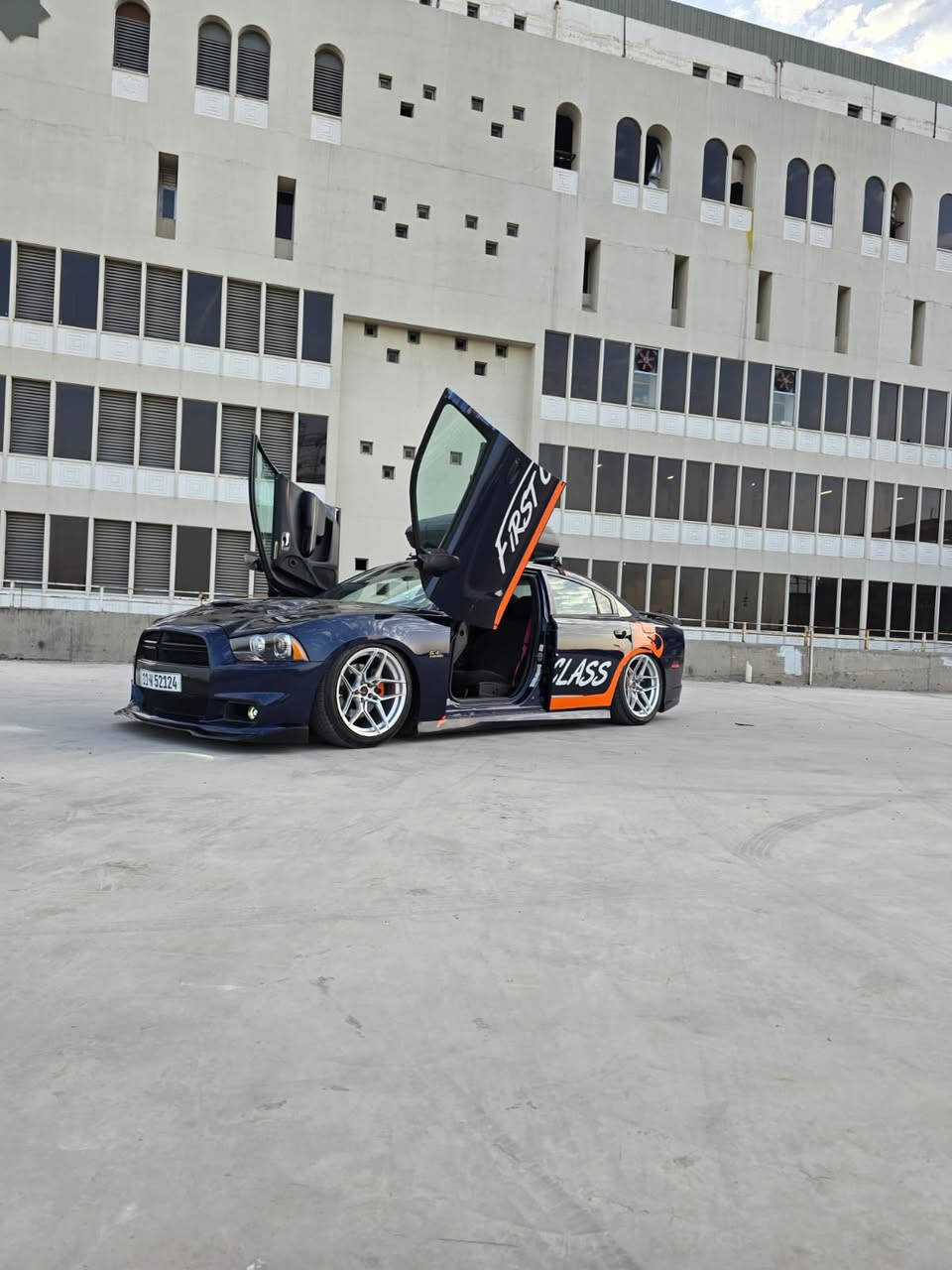 لانظمة التعليق الهوائي 

for air suspension systems

انضمه التعليق الهوائي الخاص بشركتنا ضمان سنتين موقعي من زاخو للفاو 😊

‏D1 _ النظام الاول يكون ماطور هواء واحد وخزان صغير التحكم عبر ريمونت كونترول. 

‏D2_ النظام الثاني خزان كبير وماطورين هواء التحكم عبر ريمونت كونترول نزول والصعود سريع. 

D2 Ablas
خزان كبير مع ماطورين هواء شاشة تحكم داخل السيارة تحتوي على مستويات هواء وخزن 3 وضعيات نزول كامل للسيارة صعود كامل عند اطفاء السيارة يكون النزول تلقائي وعند التشغيل عن بعد ترتفع الى المستوى المطلوب تحكم بسرعة ارتفاع ونخفاظ السيارة تحتوي الشاشة على قياس ضغط الهواء داخل الخزان 

‏D3_النظام الثالث خزان كبير مع ماطورين هواء شاشة تحكم داخل السيارة تحتوي على مستويات الهواء ويكون كل اطار على جه من الشاشة تحتوي على ارقام مستوى الهواء بكل جهة وتحتوي على سعه ضغط الهواء داخل الخزان 

D4-
النظام الرابع خزان كبير معى ماطورين هواء شاشة تحكم عبر الصوت داخل السيارة تحتوي ايظاً على مستويات الهواء ويكون كل اطار على جه من الشاشة تحتوي على سعت ضغط الهواء في الخزان ويظاً تحتوي على نظام الموازنة للسيارة بالصورة التلقائية 

‏#First_Class
—————————————————————————

🏠العنوان /بغداد /ساحة الطيران باتجاه محطة وقود الكيلاني/داخل كراج المنصور رابع كراج  على اليسار
للحجز والأستفسار يرجى مراسلة الصفحه او الأتصال على الرقم 
***********
واتساب :-
***********

https://maps.google.com/?q=33.331863,44.416401
خصومات على 10 سيارات تصل الى ال200$ على كل منظومة
