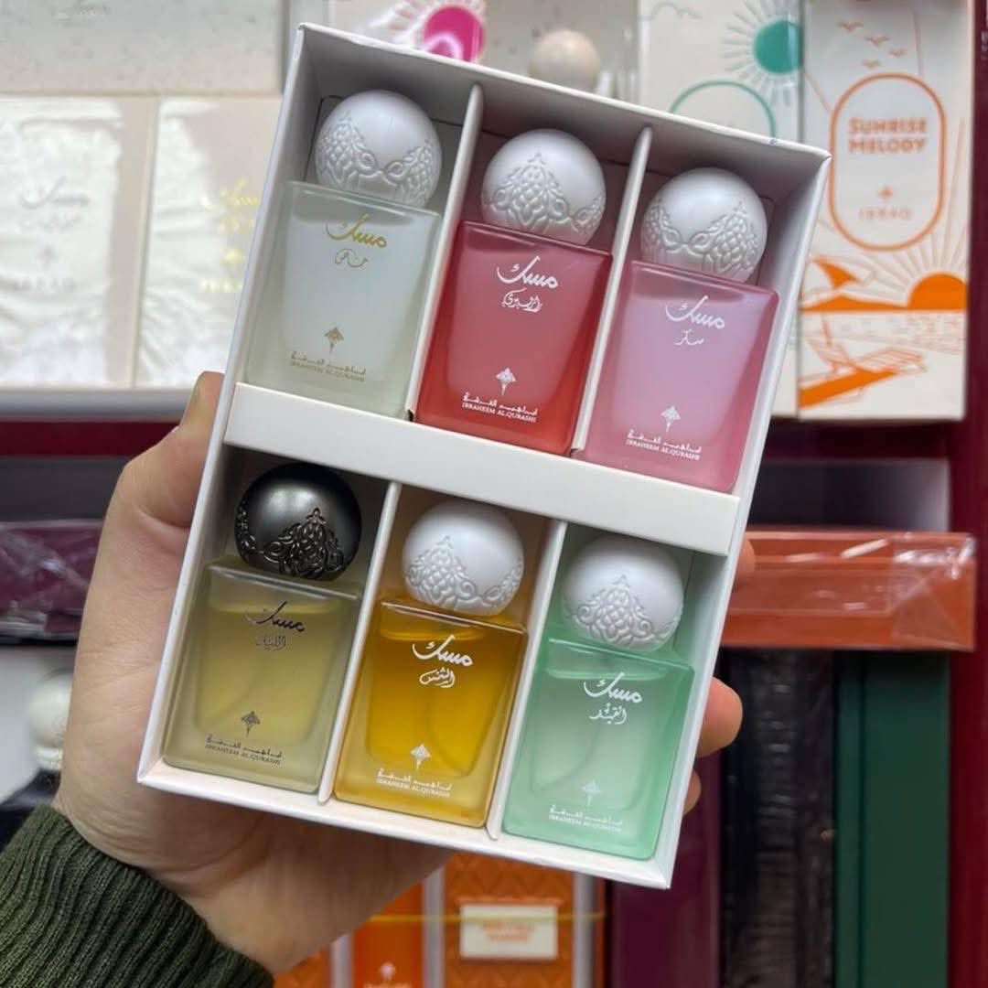 السداسي وصل الاصدار الجديد 🧨
من ابراهيم القريشي

⁨ سيت 6 عطور من ابراهيم 🤤🌸
مجموعة تحتوي علي 6 عطور مسك م
وكل عطر اجمل من العطر الثاني ✨
الثبات والفوحان ابراق غني عن التعريف ✨
ريحتهم خيــال من قبل ماتفتحي السيت حتهب عليك الروائح الجميله 🥹🫶🏻


**إذا كنت صاحب هذا الإعلان وتريد حذفه لأي سبب، رجاءا أرسل رسالة إلى الدعم الفني**