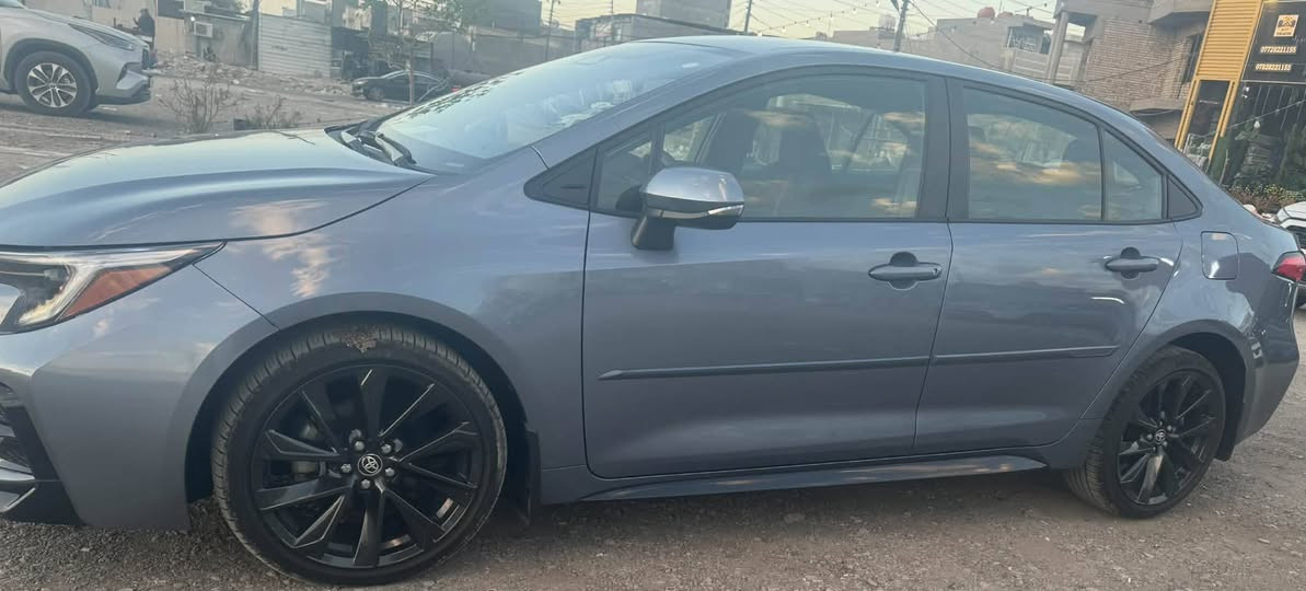 السلام عليكم للبيع فقط تويوتا كورلا هايبرد وارد أمريكي موديل 2024 محرك 1800 المرغوب حادثها موضح بالصوره فقط بارد بأماكن معينه بدون قطره صبغ  للاستفسار ***********
