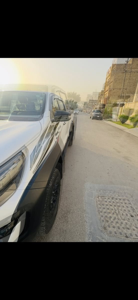 لبيع: تويوتا هايلوكس GR 2024 مكفوله بوضع الوكاله– بغداد، حي الاعلام

رقم اربيل بأسمي تحويل مباشر

، سيارة جديدة موديل 2024 بمواصفات GR كاملة و ضمان شركة ساز
ماشيه21 الف

المواصفات: اعلى فئة فول مواصفات

 • محرك V6 تويوتا، 4.0 لتر 

 • دفع رباعي 4×4

 • قير اوتوماتيك 6 سرعات

 • نظام تعليق رياضي GR

 

 •  شاشة لمس كبيرة

 • كاميرا خلفية + حساسات أمامية وخلفية

 • مكابح ABS ووسائد هوائية متعددة

 • مقاعد جلد 

 • اضاءة LED امامية وخلفية

 • نظام صوت فاخر + بلوتوث + USB

السعر: 428
***********
