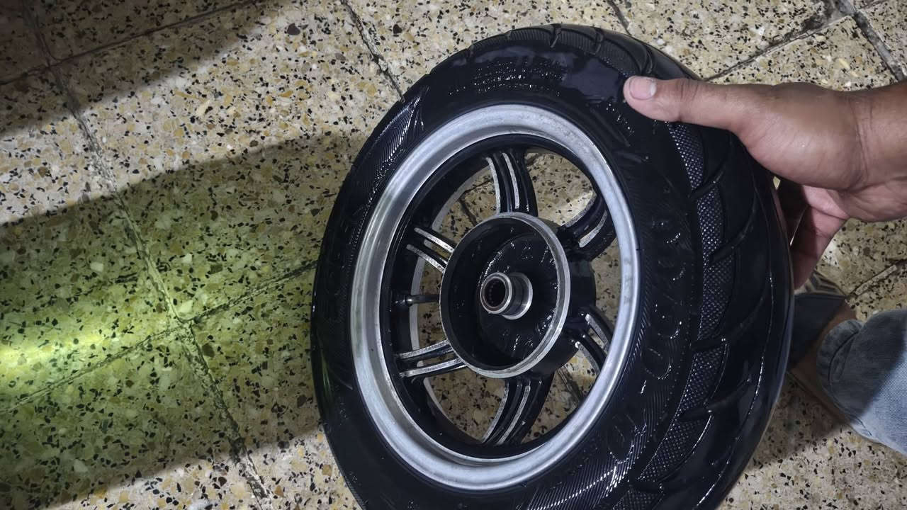 ويالة نجمة هوة وتايرت اصلي مكفول حتة من الصبغ *********** توصيل موجود
