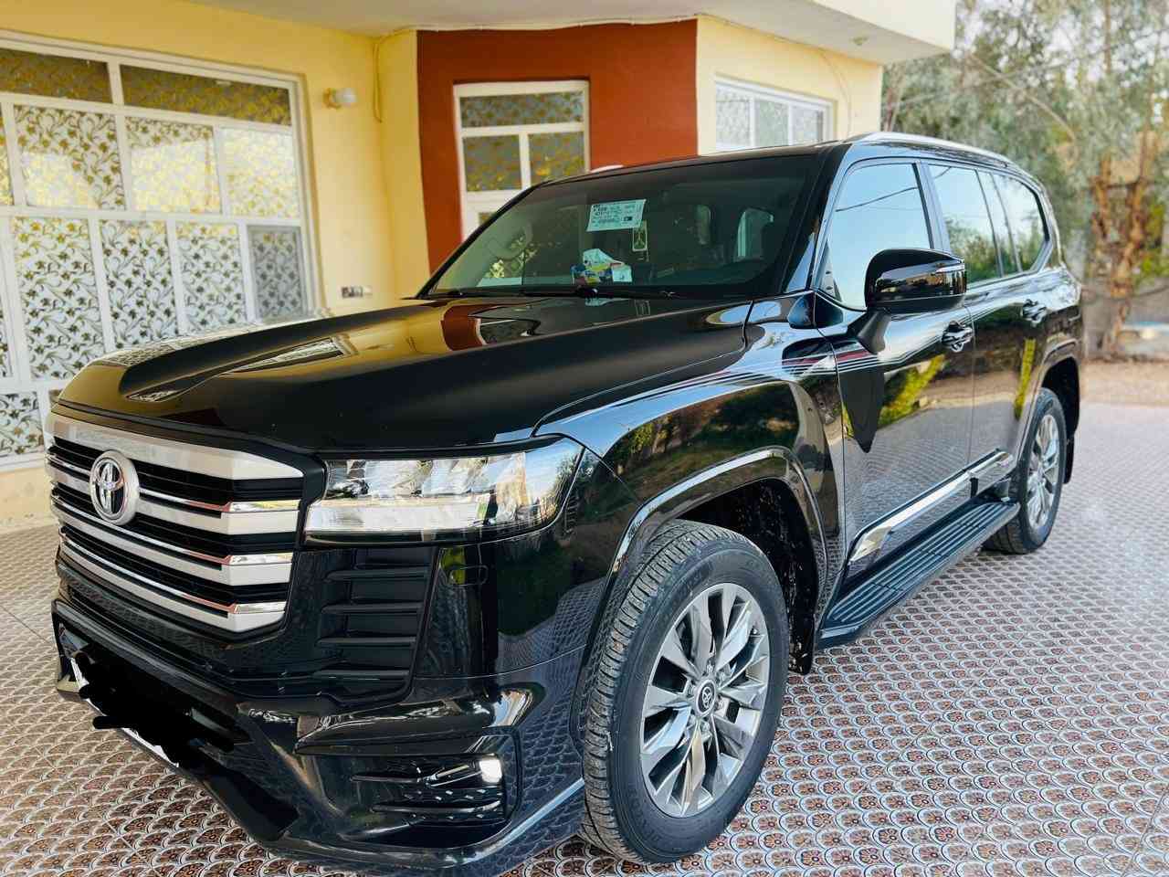 ملاحظه اني مكلف بلنشر السلام عليكم للبيع لاندكروزموديل 2023 تكمه وسنويه  بريم اصلي  تطبيق ثلاث شاشات رقم بغداد بسمي  مكفول كفالة عامه من صبغ وتبديل وفتح
جديدة معنى كلمة 
فول موصفات 1/1 
بصمه تشغيل 
بصمه أبواب لمس 
تشغيل عن بعد 
فتحه سلايت
كشنات ثنين كهرباء 
كشنات جلد 
زراكات 
مري شفط 
شاشات خلفيه 
مطفايه حريق 
جنطه شفط 
8ايرباك 
سبعه راكب 
ثلاث قطع تبريد 
محرك 6v/4000
حساس امامي 
حساس الامامي 
سبير منازل 
وباقي موصفات بريم  معروفه 
ماشيه 36 الف حقيقي 
سعر (660) 
الاستفسار اتصل على الرقم***********
مكان بابل حله ملاحظه اني مكلف بلنشر
