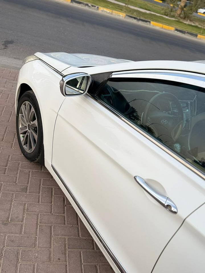 سوناتا ٢٠١٣ خليجي رقم بغداد بسمي سنويه جديده هزه محرك٢٤٠٠ كير تخم تاير حداده امامي خلفي كرهبائي شغال تبريد ثلج❄️❄️ داخل عسلي حساسات شفتات استيرن كشافات قطعتين تبريد ماشيه ١٣٠ ويل كروم جاهزه للأخير سعر ١٣٢ وبيه مجال للاستفسار الاتصال ع *********** *********** مكاني ذي قار الرفاعي الرفاعي, ذي قار
