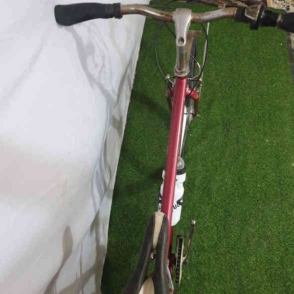 بايك رياضي حجم 27 
اصلي باله كسر حاويه 
غير مستخدم بالعراق
جاهز بدون اي نقص 
الكير (6) نمره شيمانو اصلي 
قفل بالويل الخلفي بلادي 
السعر 110 الف ويوجد توصيل 
هاتف ***********
